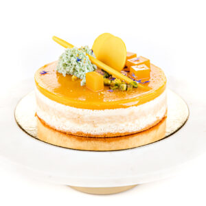 Mango kodujuustutort soolakaramelliga
